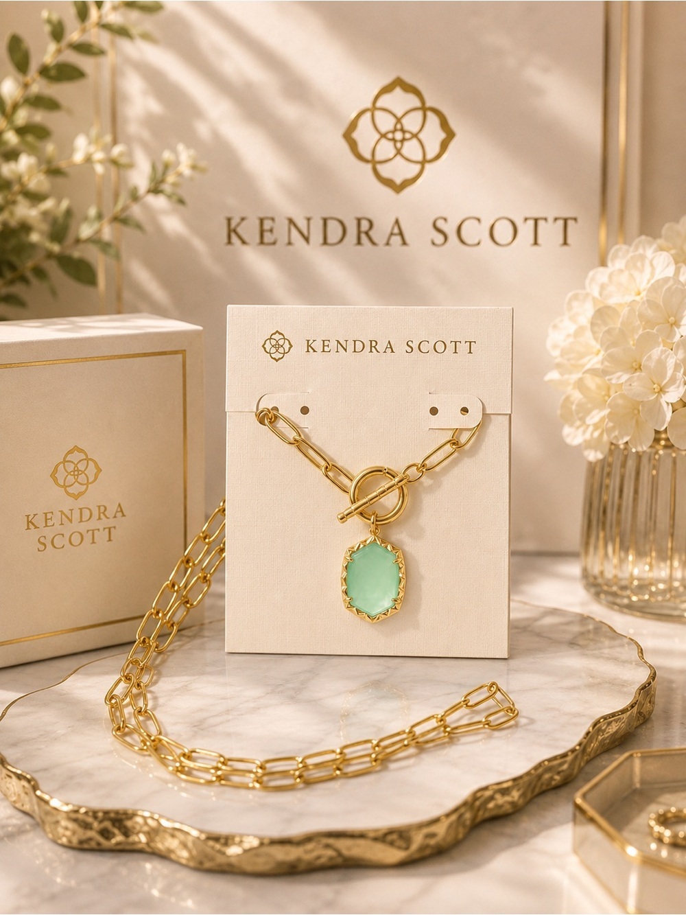 Kendra Scott Daphne Gold Link Chain Necklace – Light Green Mother of Pearl